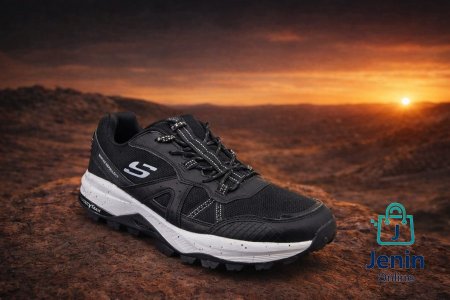 Skechersحذاء عملي، يتحمل، مناسب للمشي، السفر، أو الشغل اللي فيه حركة. مش خفيف جدًا ولا ثقيل، توازن ممتاز بين الراحة والثبات