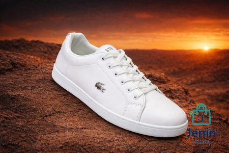 LACOSTE Classic White Sneakerحذاء أنيق وبسيط، مريح باللبس وخفيف بالمشي، شكله مرتب ونظيف. اختيار ممتاز للي بدّه ستايل يومي أنيق + راحة + لبس عملي لكل يوم