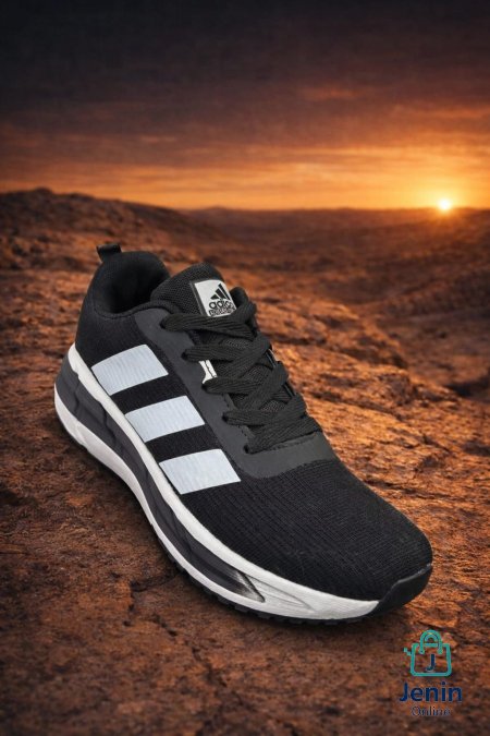 Adidas حذاء عملي ومريح، خفيف بالمشي ومناسب للاستخدام اليومي بدون تعب. اختيار ممتاز للي بدّه راحة + شكل رياضي مرتب + لون سهل اللبس