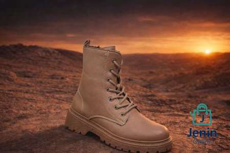 Combat Bootsبوت عملي وأنيق، مريح باللبس وثابت بالمشي، شكله قوي ومرتب. اختيار ممتاز للي بدّه تحمّل + راحة + ستايل عملي للاستخدام اليومي.