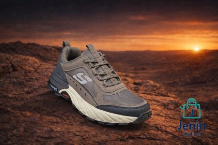 Skechersحذاء عملي ومريح، ثابت بالمشي ويتحمل الاستخدام اليومي، شكله رياضي ومرتب. اختيار ممتاز للي بدّه راحة + ثبات + لبس يومي عملي.