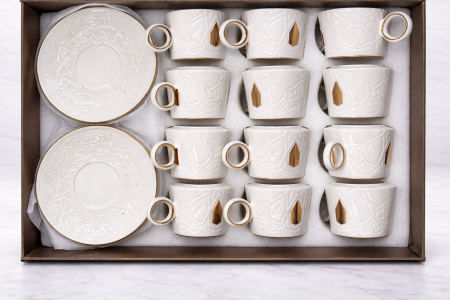 طقم فناجين قهوة مع صحون