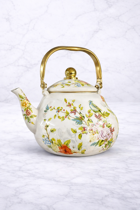 إبريق شاي مزخرف (غلاية شاي