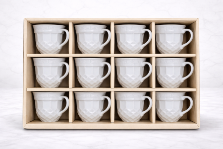 طقم فناجين / مجات بورسلان أبيض