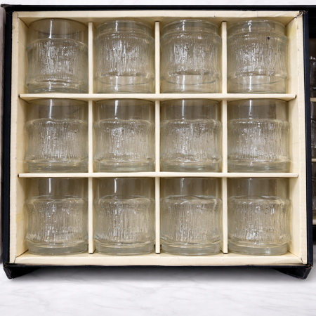 طقم كاسات زجاج (مش مجات)