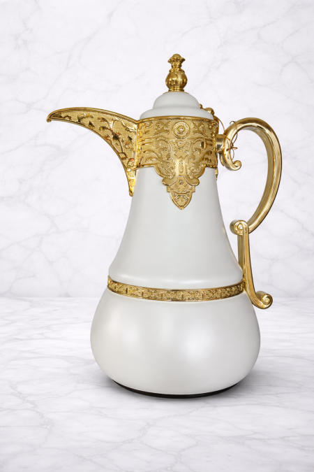 دلة قهوة عربية فاخرة (تراثية)