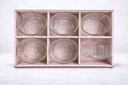 طقم صحون زجاج بحافة ذهبية