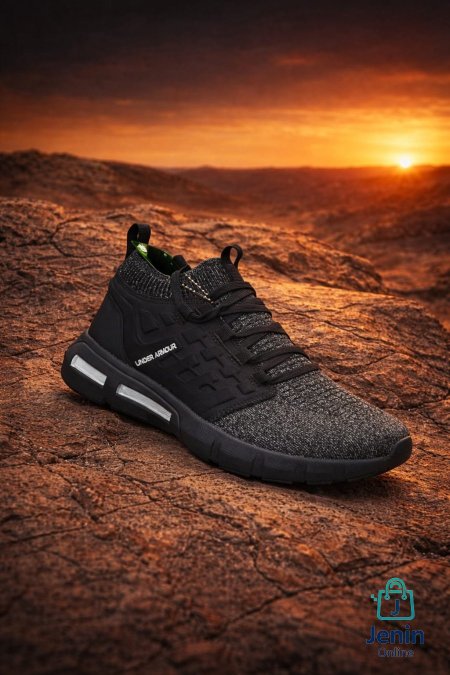 Under armour حذاء رياضي عصري وقوي، مريح جدًا باللبس وخفيف، بثبات ممتاز ووسادة تعطي امتصاص صدمات عالي. مصمم للحركة والمشي والاستخدام اليومي، شكله رياضي حديث. اختيار ممتاز للي بدّه راحة + أداء + ستايل رياضي عملي.