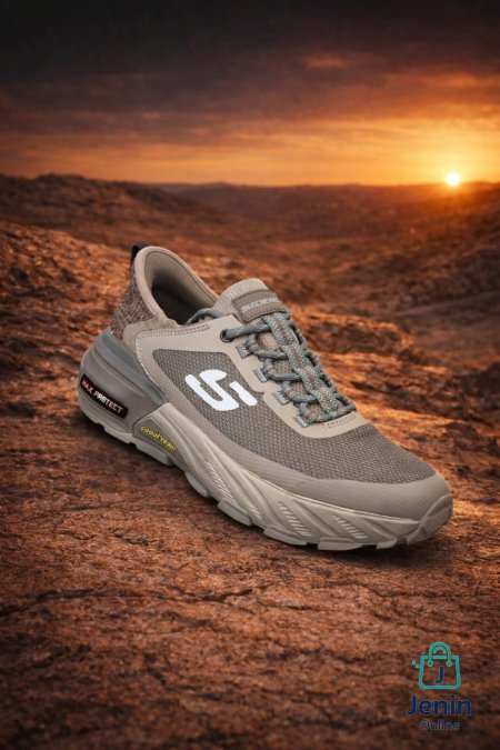 Skechersحذاء رياضي عملي ومريح، مصمّم للمشي الطويل والاستخدام اليومي. نعل سميك بامتصاص صدمات ممتاز وثبات قوي، والخامة خفيفة وبتعطي تهوية منيحة. اختيار ممتاز للي بدّه راحة + تحمّل + ستايل رياضي هادئ.